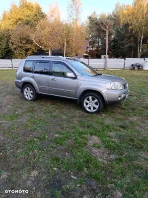 Nissan X-Trail 2.2 dCi 4x2 Comfort - 2