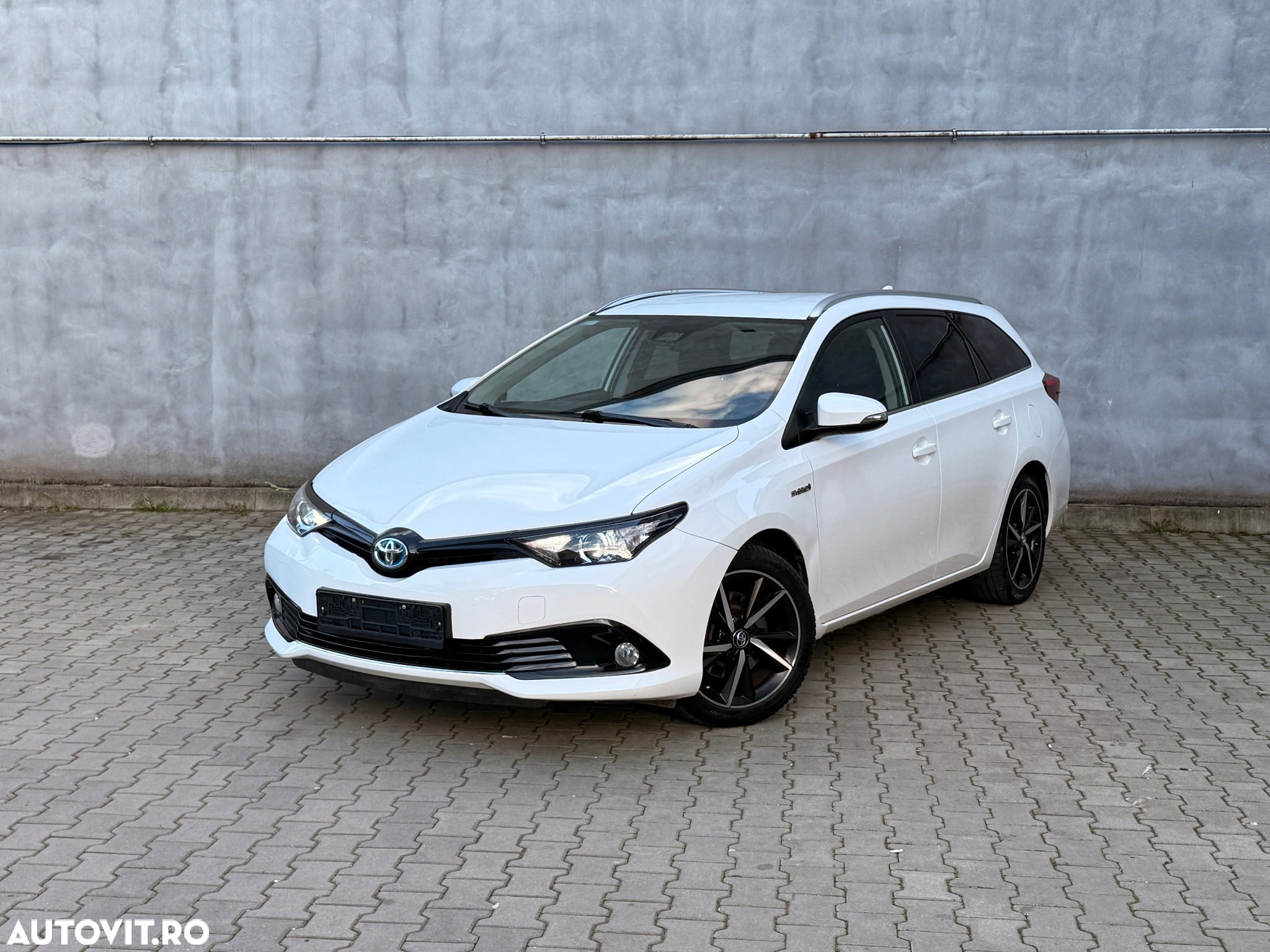 Toyota Auris 1.8 VVT-i Hybrid Automatik Comfort - 8