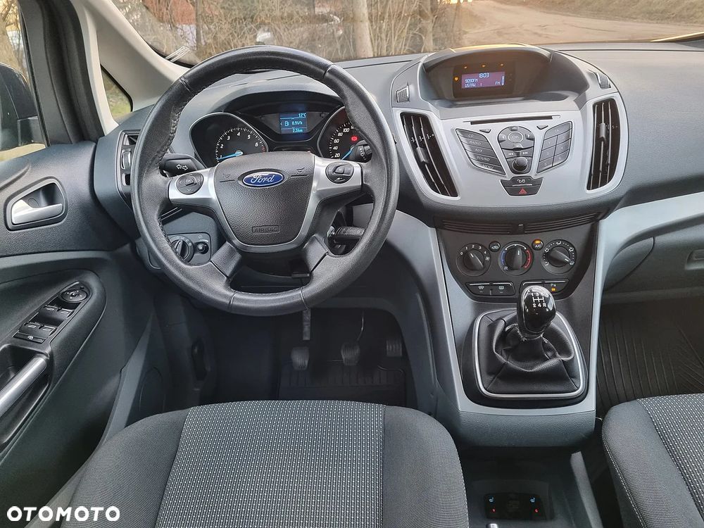 Ford Grand C-MAX - 10