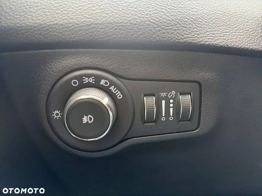 Jeep Compass - 17