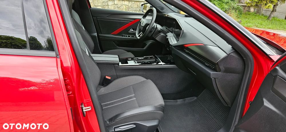 Opel Astra 1.6 T Plug-in Hybrid GS - 16
