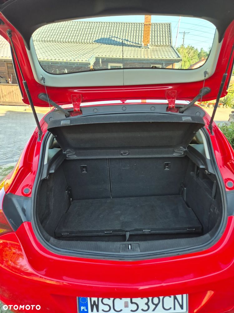 Opel Astra 1.4 Turbo - 14