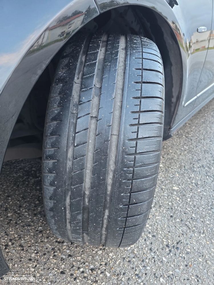 Mercedes-Benz CLS 250 CDI DPF BlueEFFICIENCY 7G-TRONIC - 19