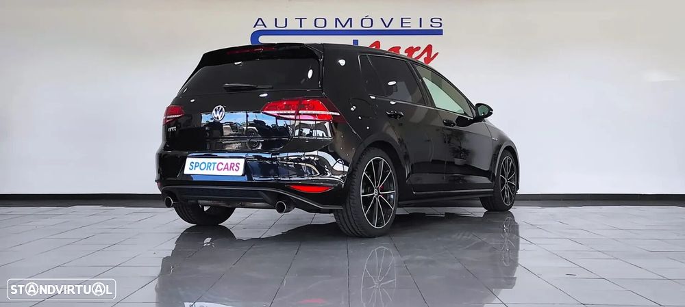 VW Golf - 12
