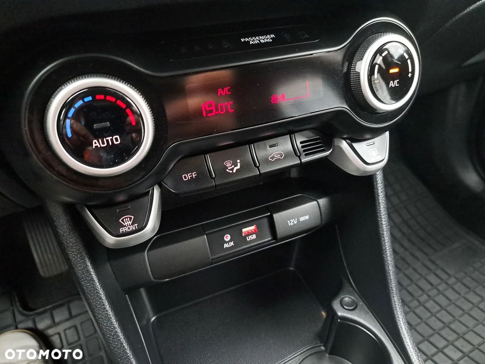Kia Picanto 1.2 L - 24
