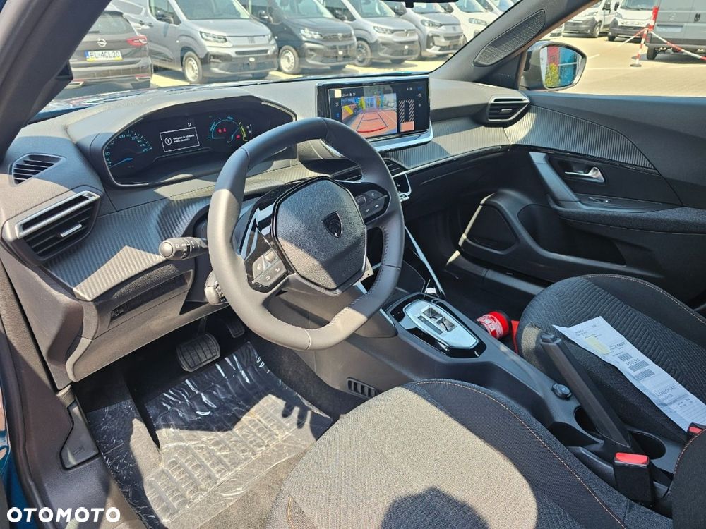 Peugeot 2008 - 10