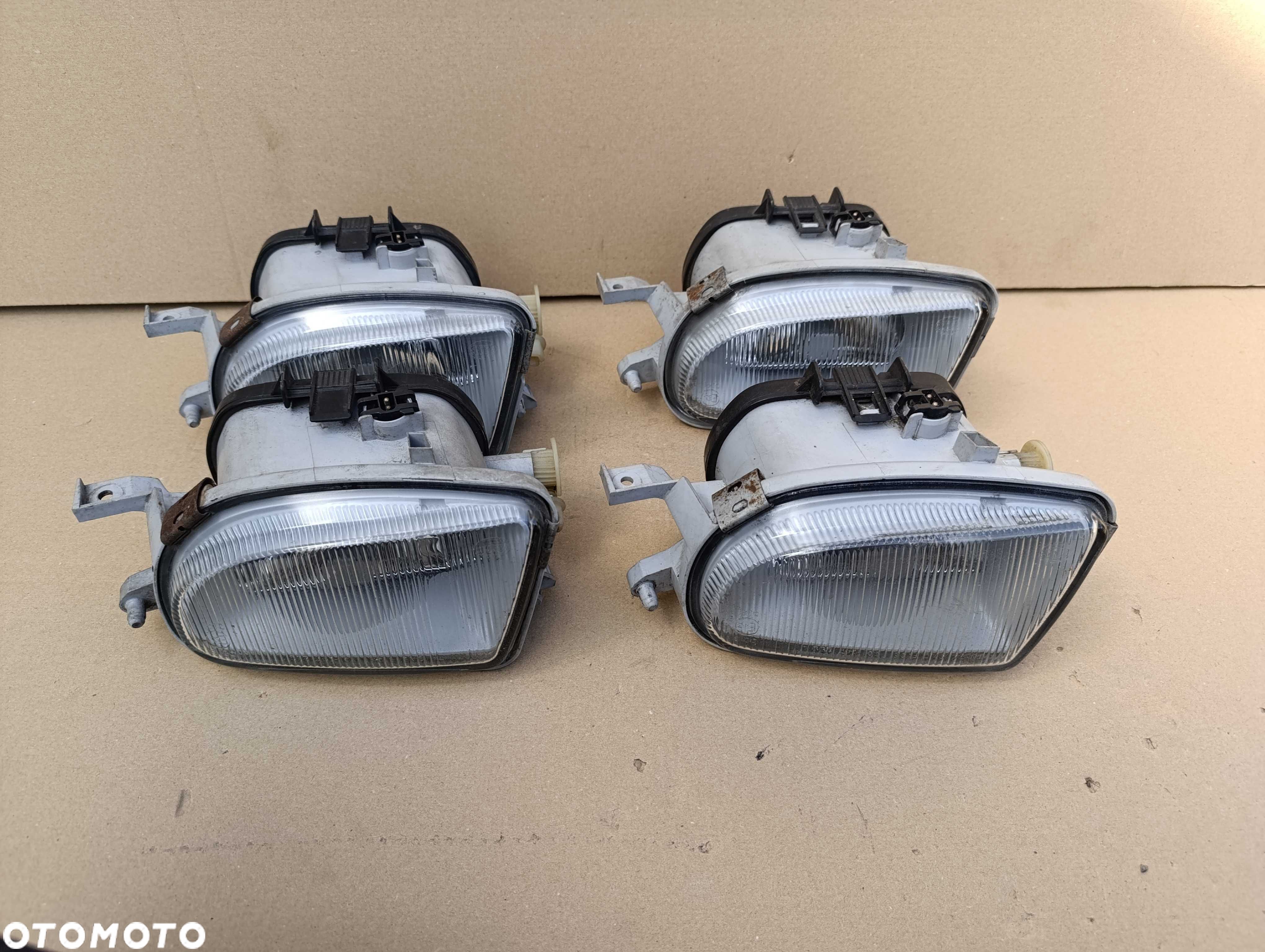 Mercedes W210 SLK R170 C208 halogen zderzaka lewy przód 147.261-00 - 1