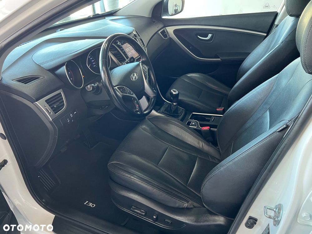 Hyundai i30 - 11