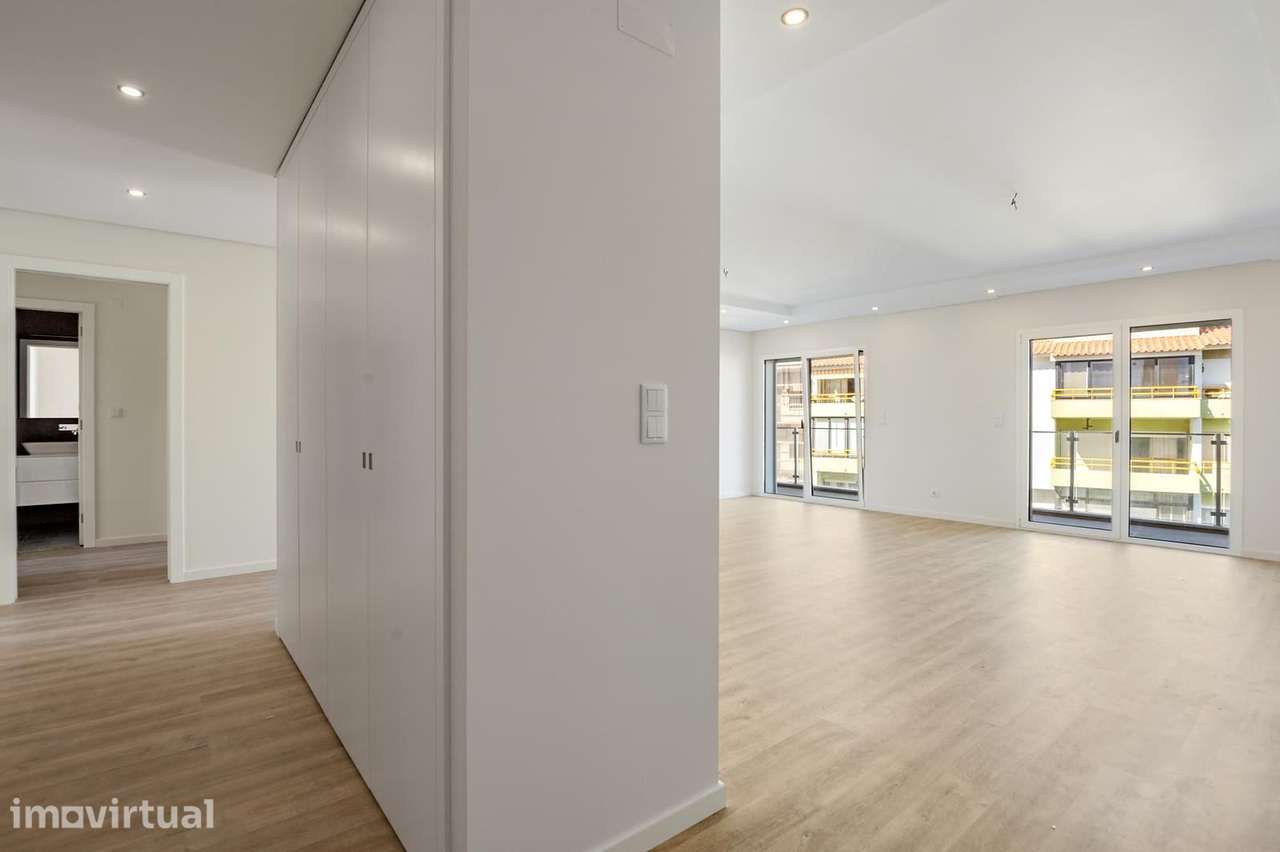Apartamento T2 com estacionamento, Parede, Cascais - Grande imagem: 4/26