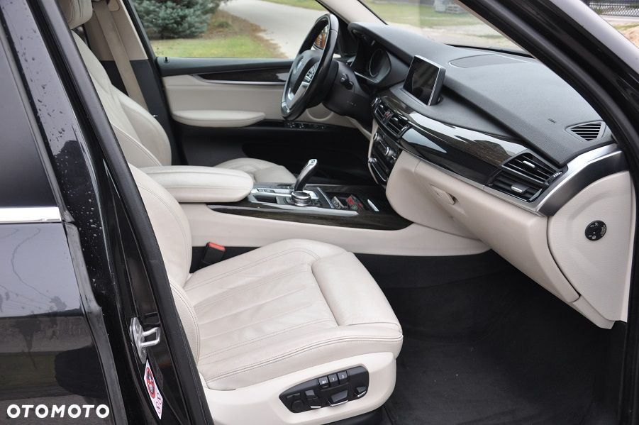 BMW X5 xDrive25d - 16