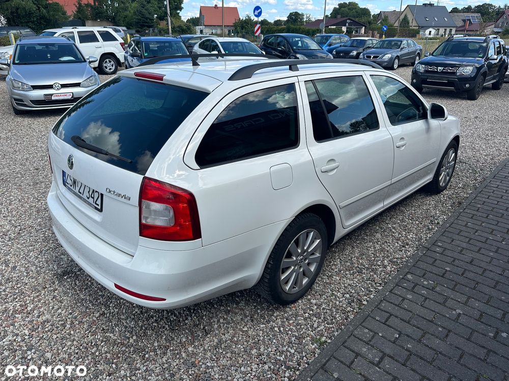 Skoda Octavia 2.0 TDI DPF Family Plus - 6