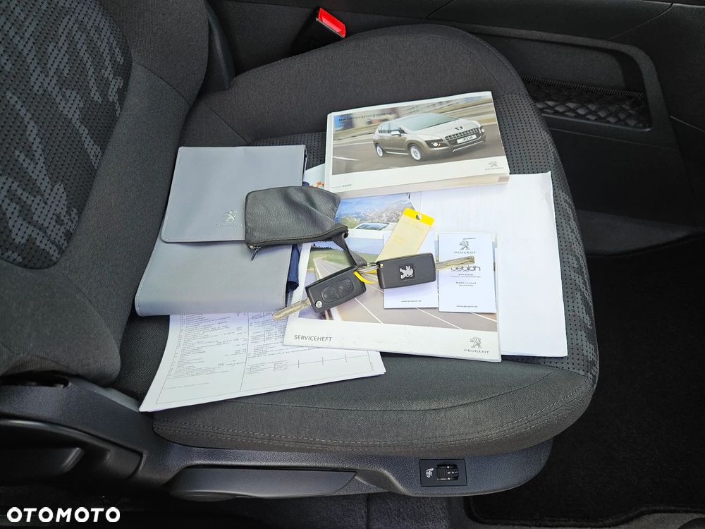 Peugeot 3008 HDi FAP 165 Automatik Premium - 37
