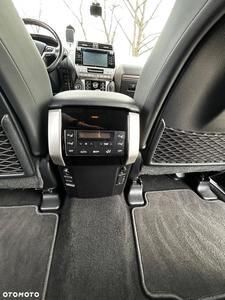 Toyota Land Cruiser LC 2.8 D-4D Executive - 23