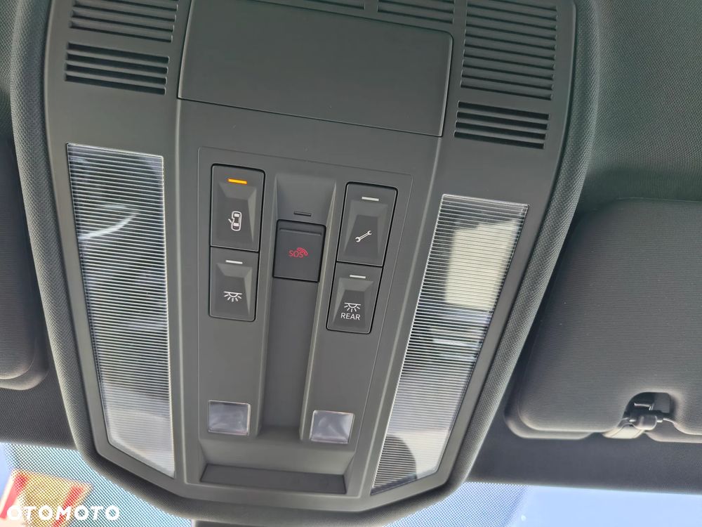 Volkswagen Touareg 3.0 V6 TDI 4Motion R-Line - 22