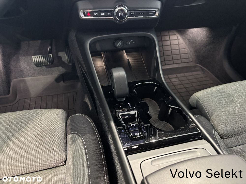 Volvo XC 40 - 16