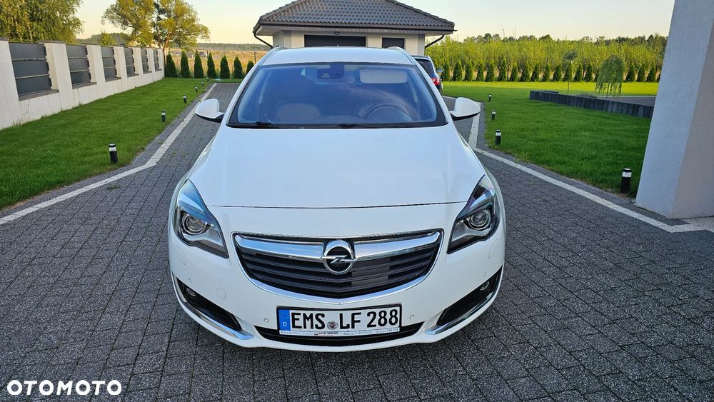 Opel Insignia 2.0 Bi Turbo CDTI 4x4 - 2