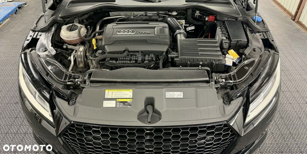 Audi TT Roadster - 8