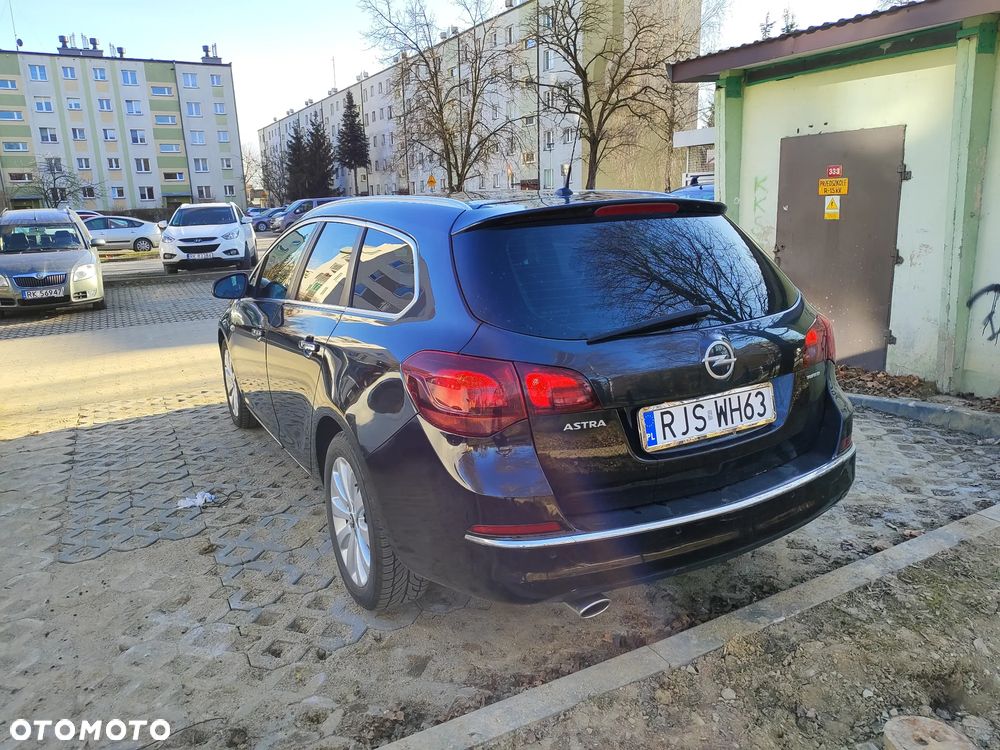 Opel Astra 1.4 T Cosmo - 3