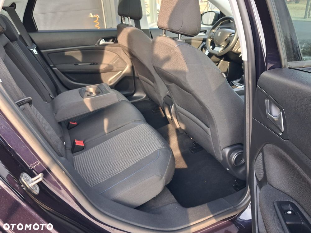 Peugeot 308 PureTech 130 Allure Pack - 17