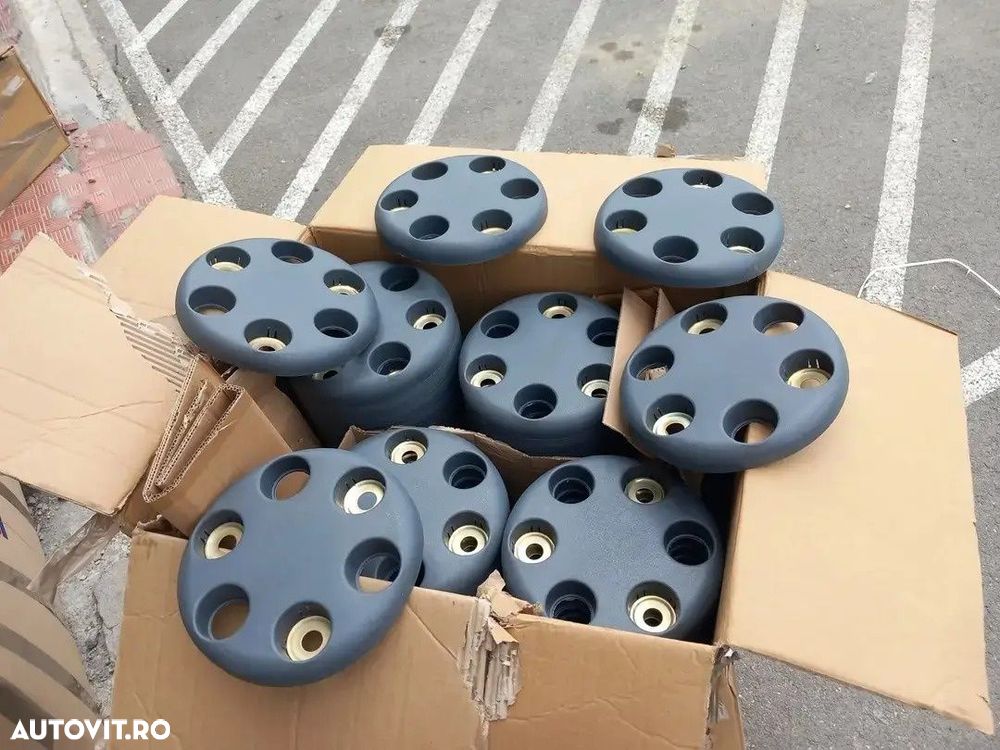 Capac roata iveco daily 45lei - 1