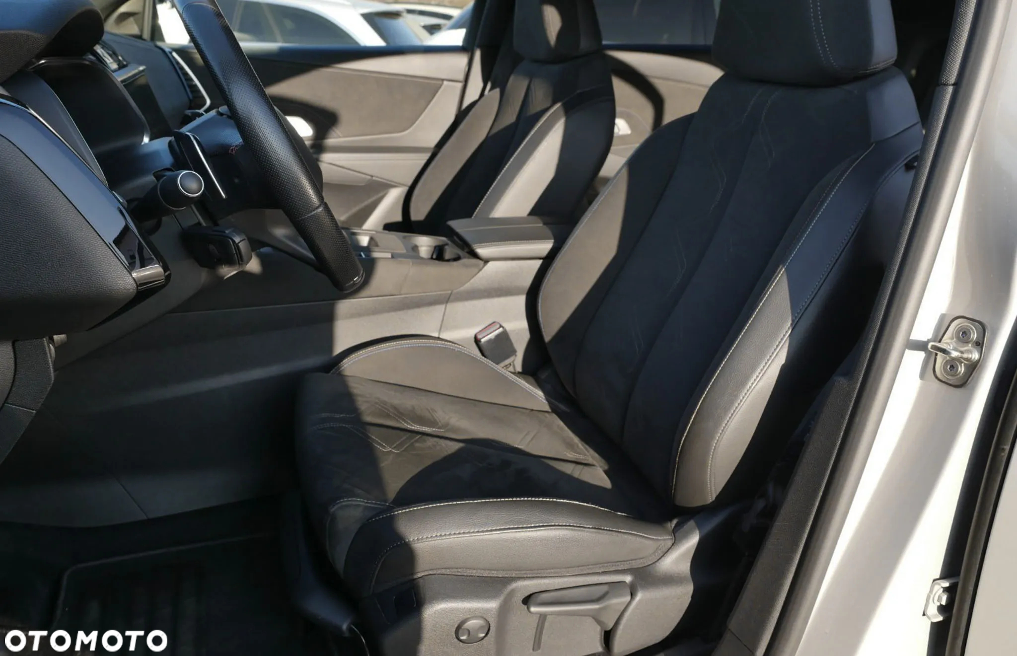 DS Automobiles DS 7 Crossback 1.6 E-Tense Performance Line - 21