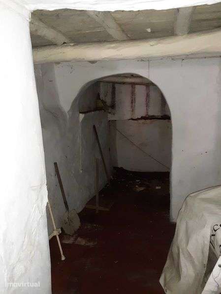 Moradia Tradicional para Recuperar no Centro Histórico de Estremoz - Grande imagem: 4/5