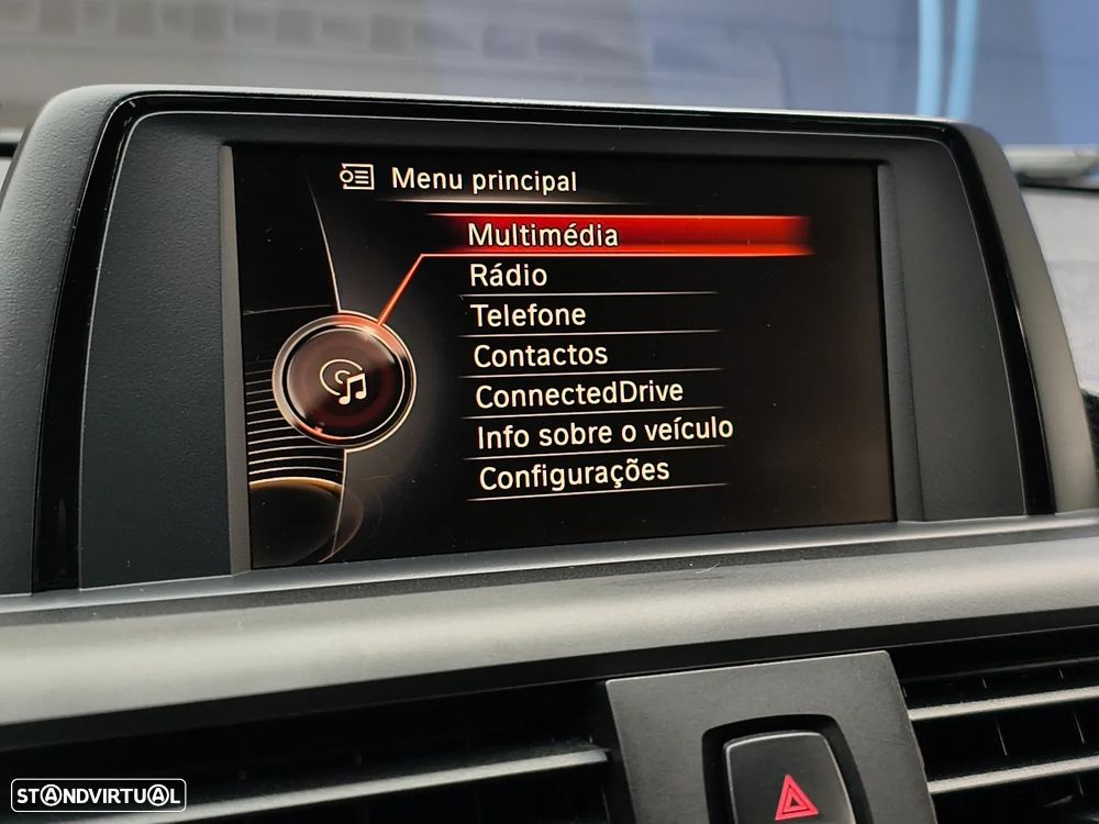 BMW 116 d EDynamics Line Urban - 15