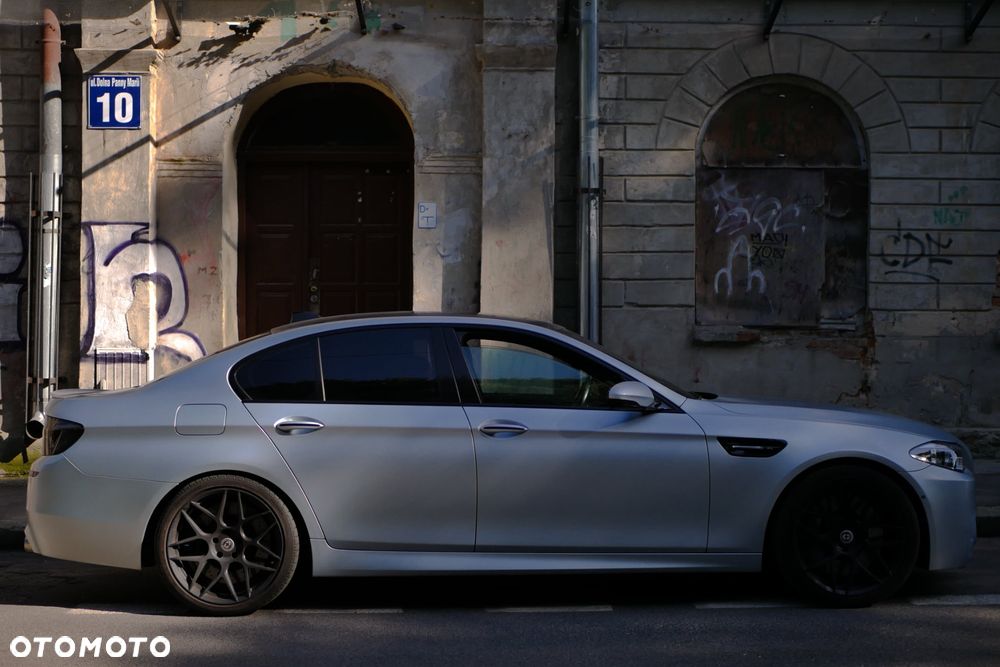 BMW M5 Standard - 25
