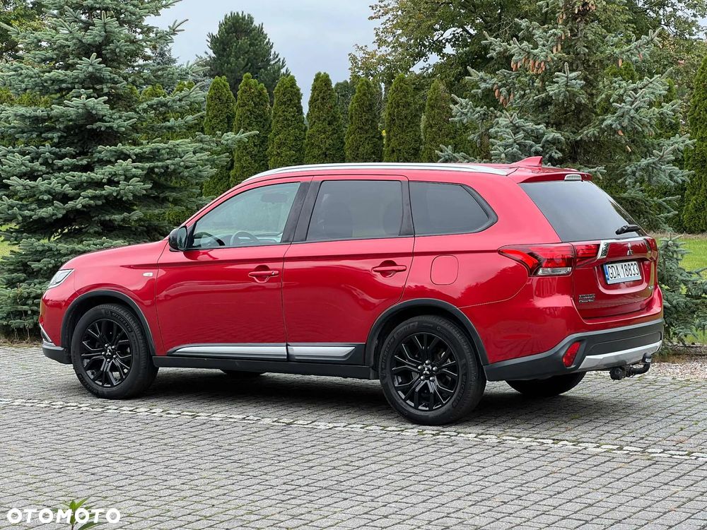 Mitsubishi Outlander - 7
