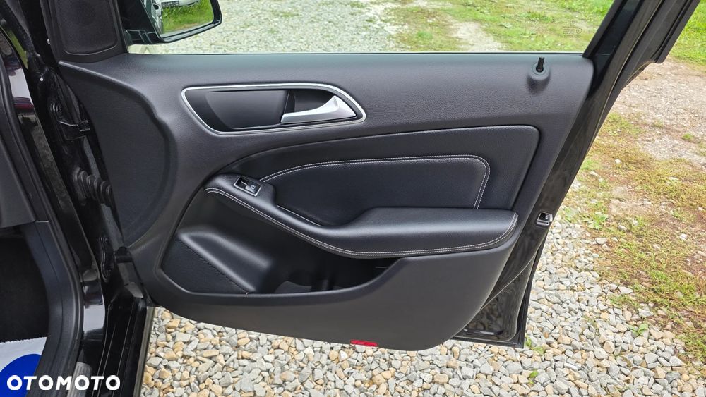 Mercedes-Benz Klasa B 200 BlueEFFICIENCY Edition 1 - 22