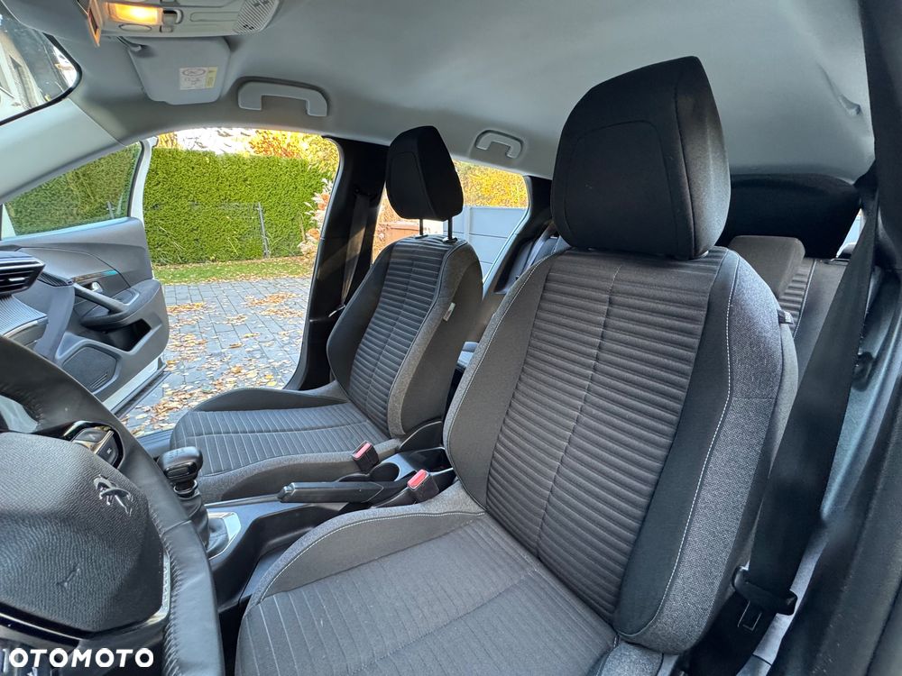 Peugeot 2008 PureTech 100 Style - 14