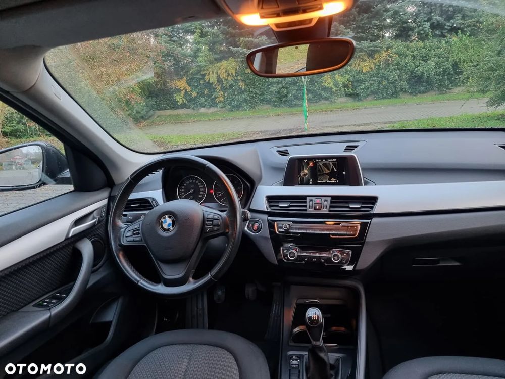 BMW X1 sDrive18d - 17