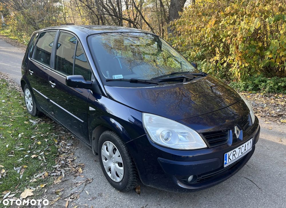 Renault Scenic 1.6 16V Family - 3