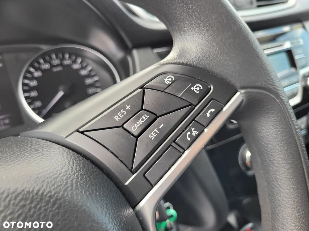 Nissan Qashqai - 26