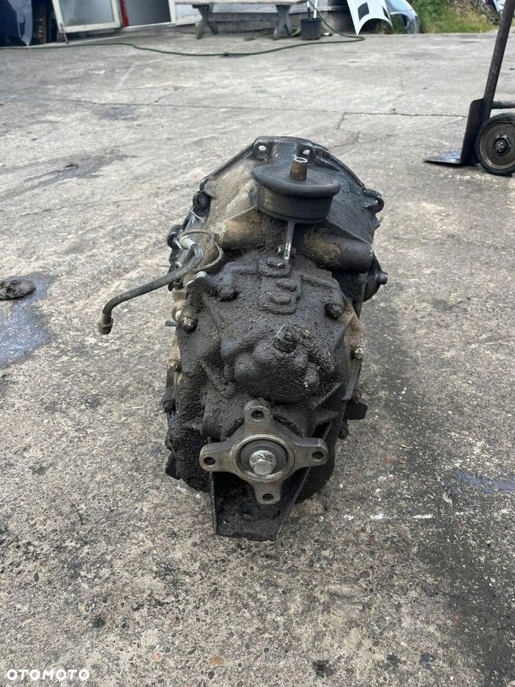 MANUALNA SKRZYNIA BIEGÓW VOLKSWAGEN LT 2.5TDI 711614 04128703055 - 3