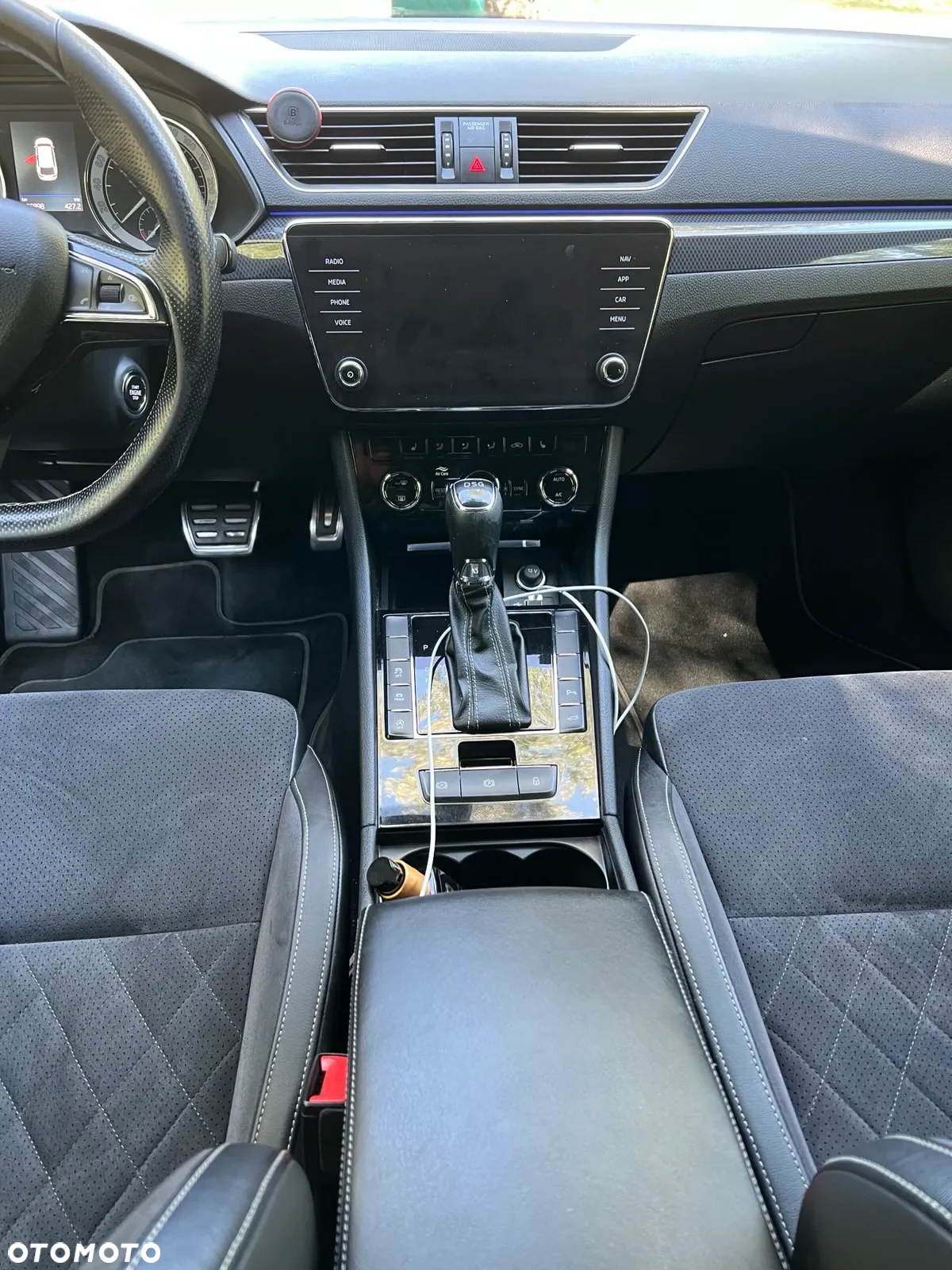Skoda Superb 2.0 TSI Sportline DSG - 11