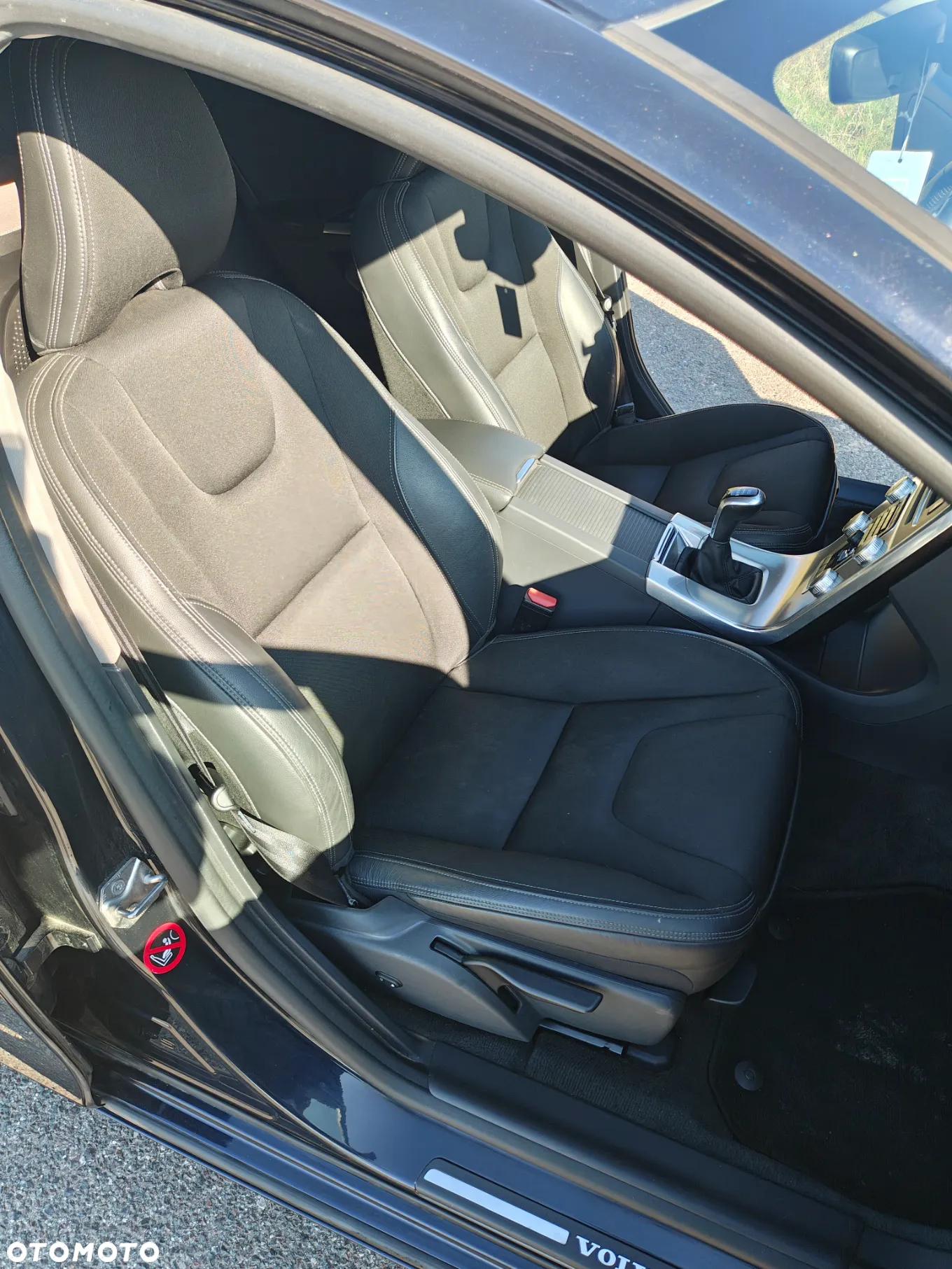 Volvo V60 D2 Momentum - 13