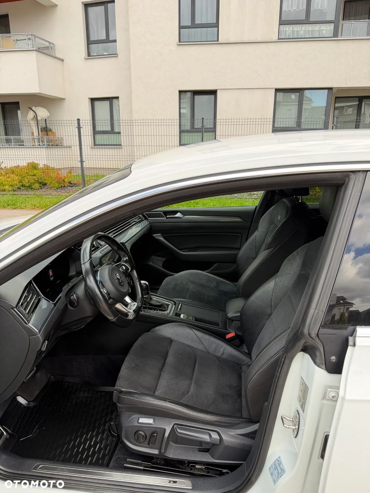 Volkswagen Arteon 2.0 TDI SCR R-Line DSG - 9