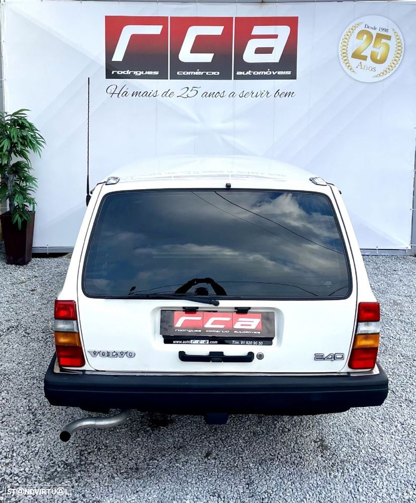 Volvo 240 GL - 5