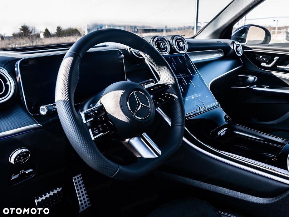 Mercedes-Benz GLC - 10