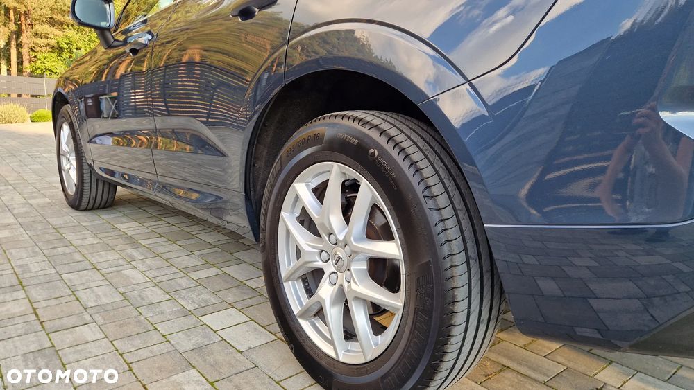 Volvo XC 60 D4 Momentum Pro - 11