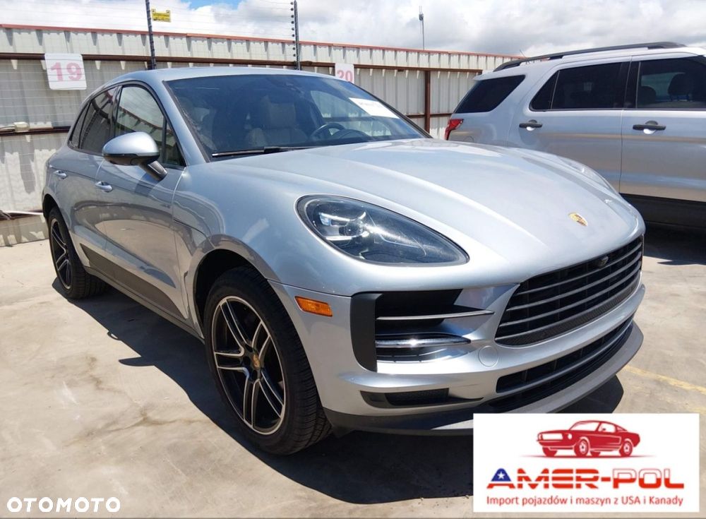 Porsche Macan - 1