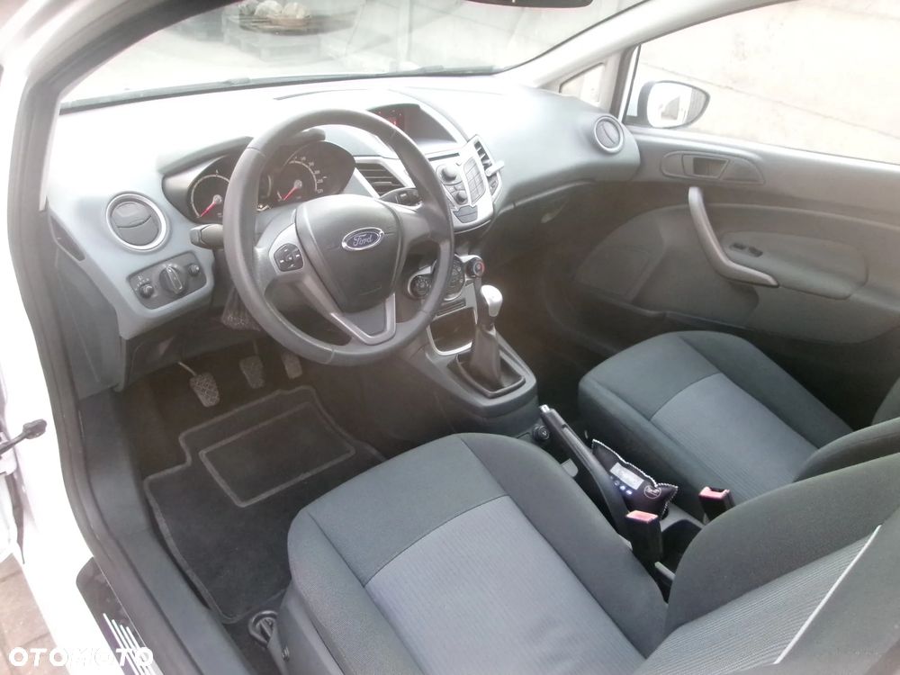 Ford Fiesta 1.25 Titanium - 16