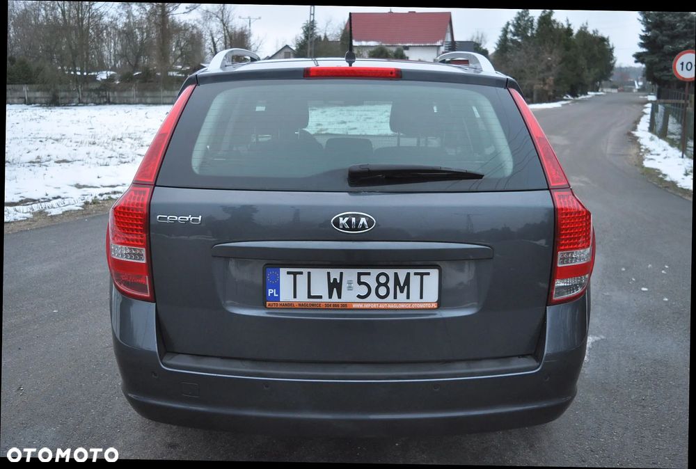 Kia Ceed 1.6 L Euro2012 - 13