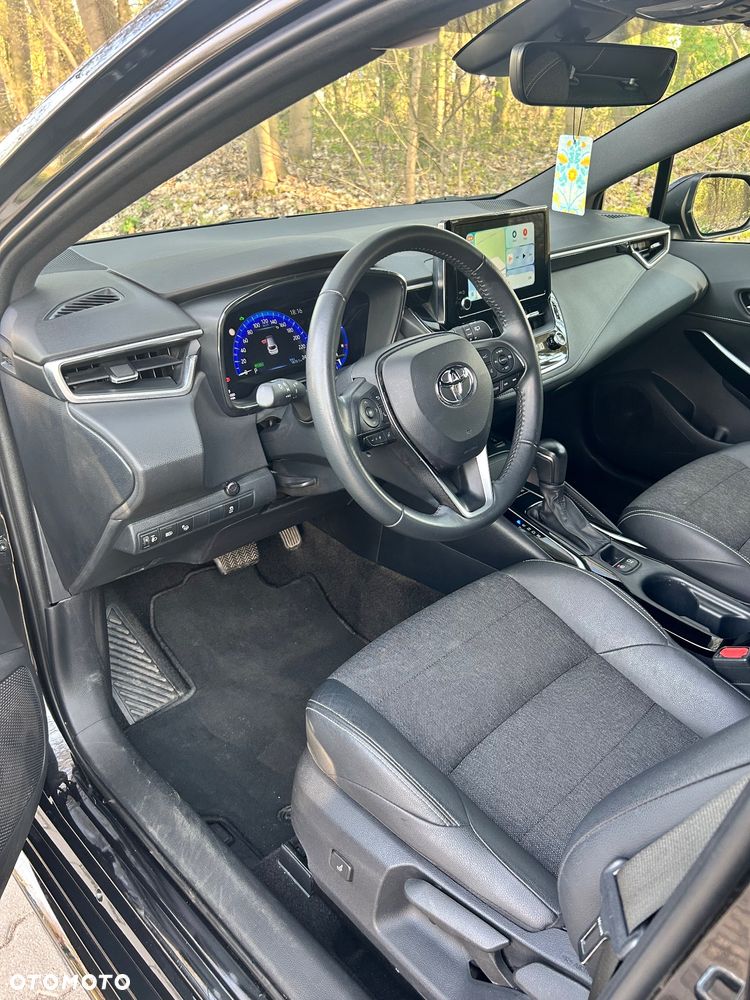 Toyota Corolla 1.8 Hybrid Comfort - 22