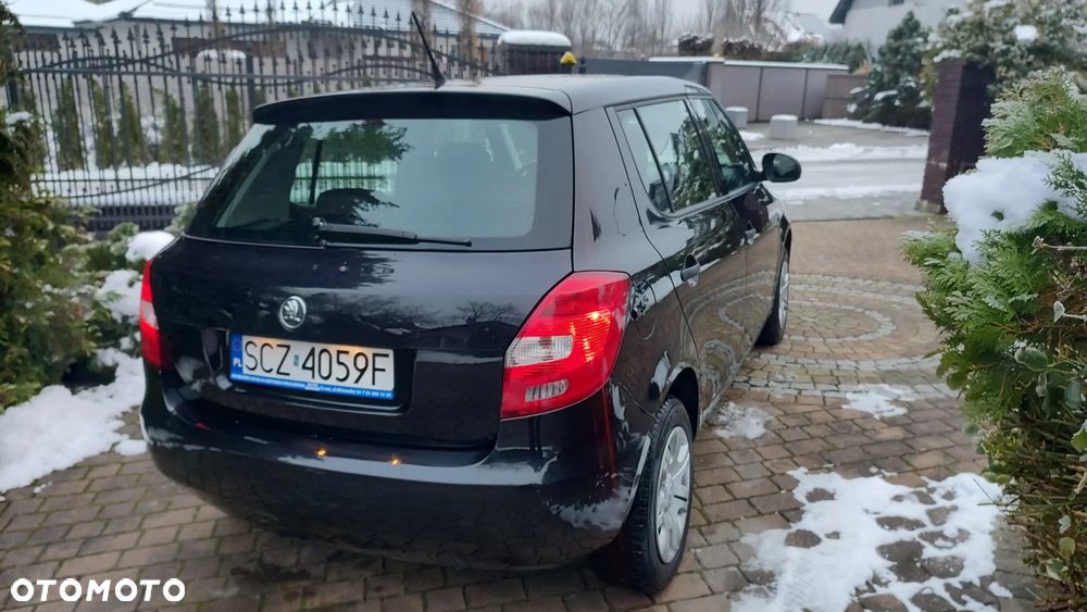 Skoda Fabia 1.2 HTP Fresh - 10