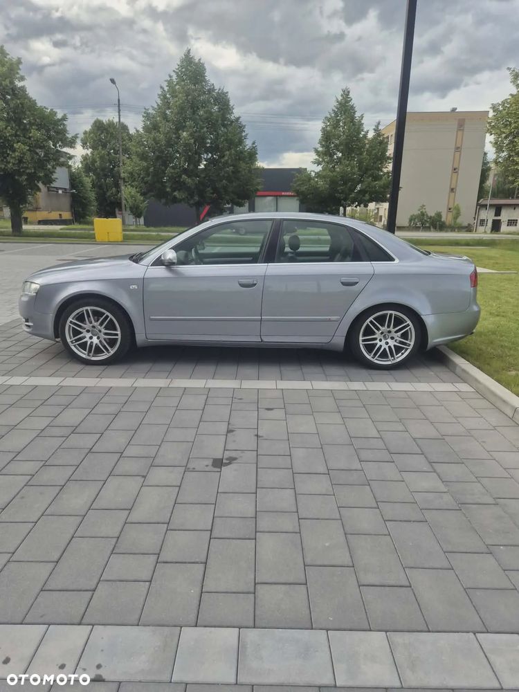 Audi A4 Limousine 2.0 TDI DPF - 8