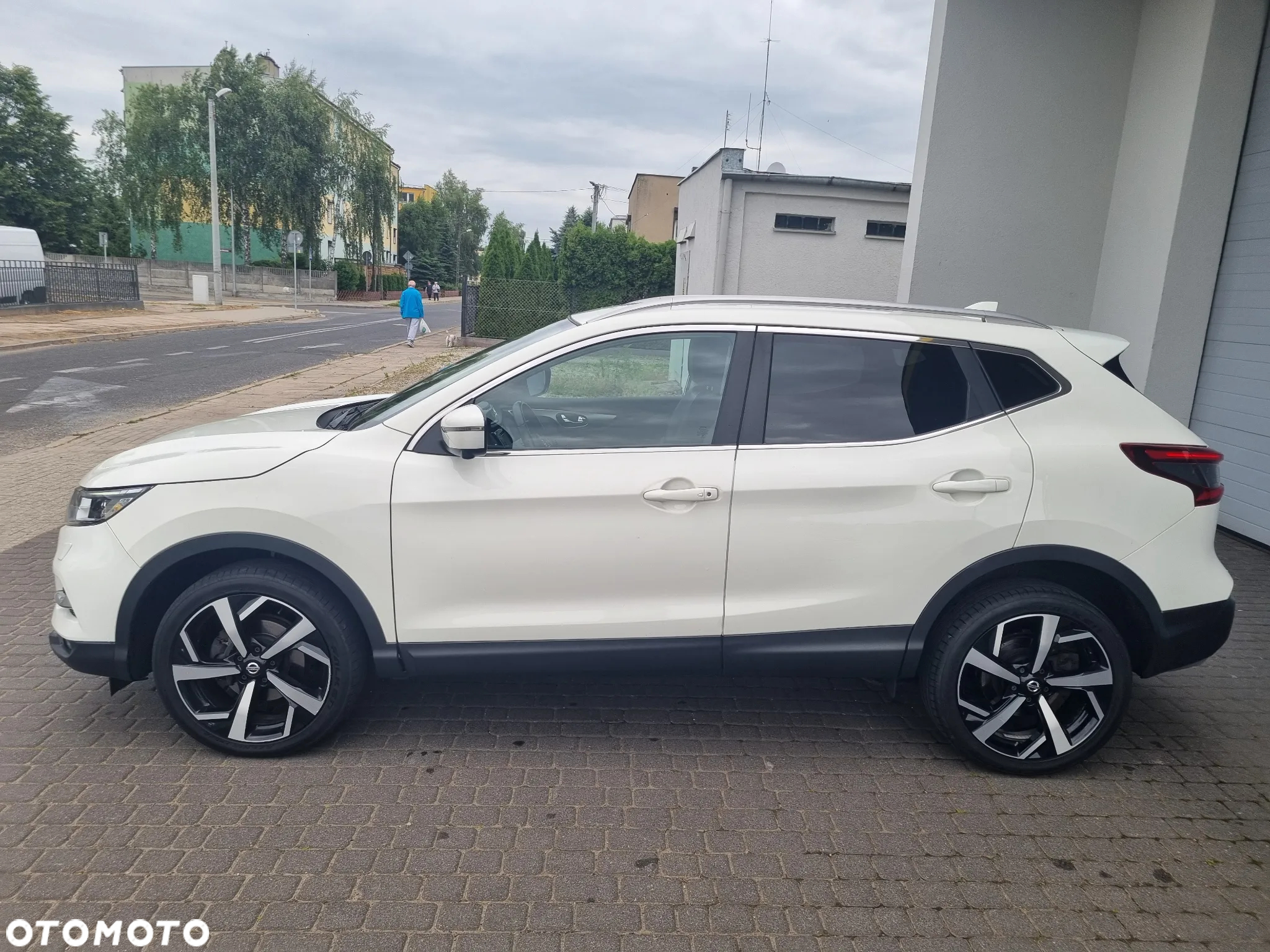 Nissan Qashqai 1.6 DCi Tekna - 39