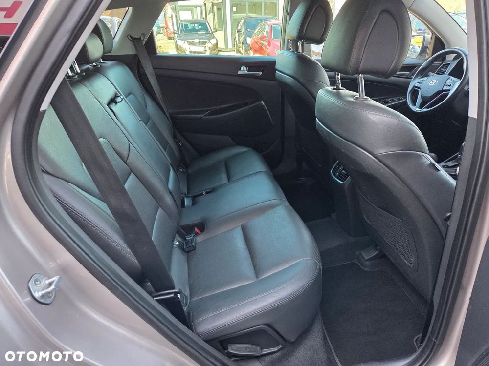 Hyundai Tucson blue 1.7 CRDi 2WD DCT Premium - 13