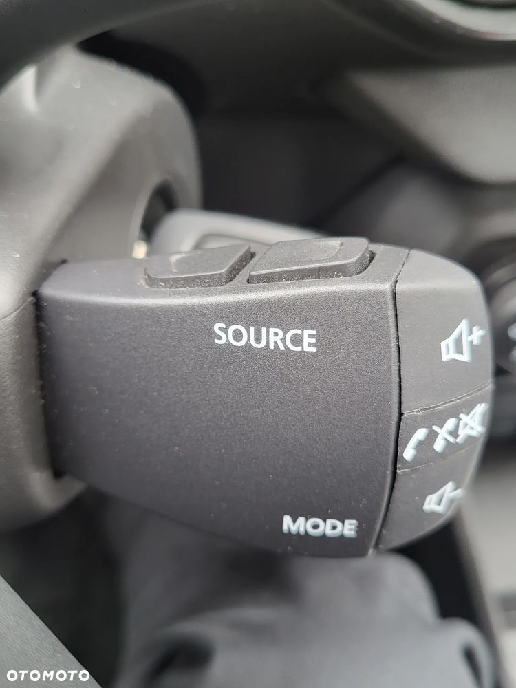 Dacia Sandero Stepway 1.0 TCe Comfort - 25